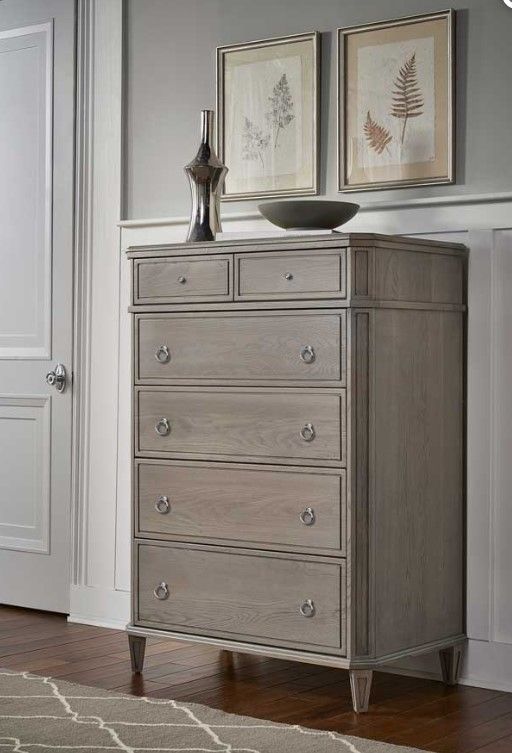 Urban Collections by Yutzy Woodworking Montour Metropolis Gray/White Oak Chest-1