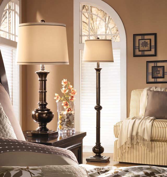 Signature Design by Ashley® Oakleigh Bronze Floor Lamp-2