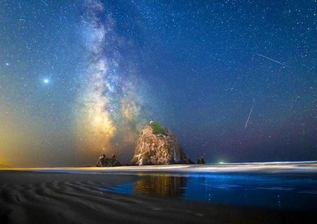 Classy Art Starry Sea Stack Wall Art-0