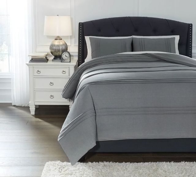 Signature Design by Ashley® Mattias Gray King Comforter Set-1
