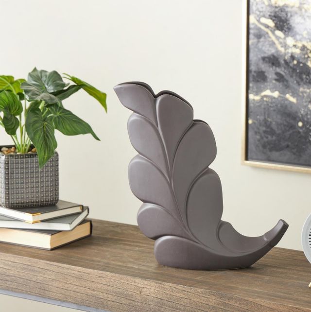 Deco Marche Black Leaf Slanted Vase-2