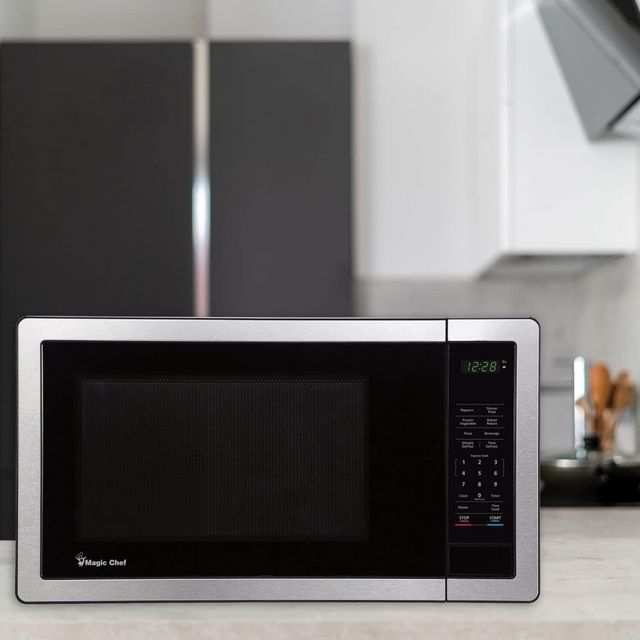 Magic Chef® 1.1 Cu. Ft. Stainless Steel Countertop Microwave-4