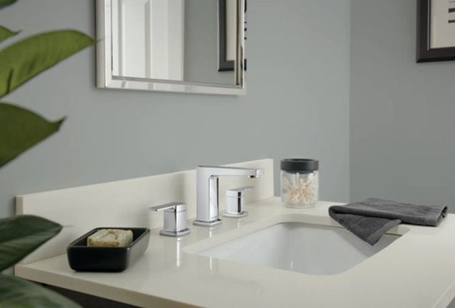 Peerless Ezra® Chrome 2-Handle Widespread Lavatory Faucet-1