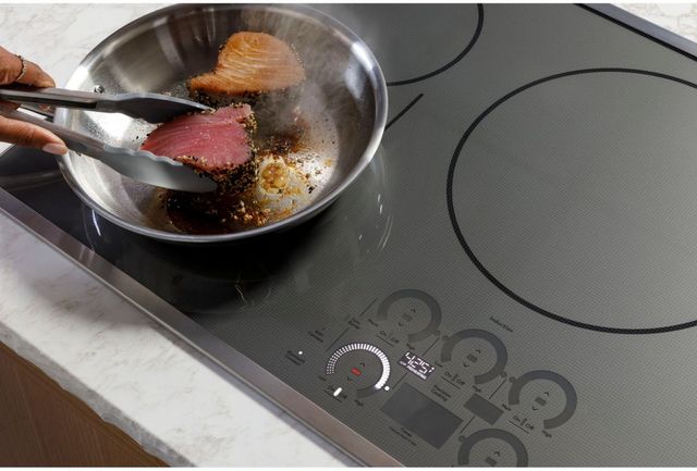 Café™ 36" Stainless Steel Induction Cooktop-9