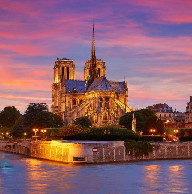 Classy Art Notre Dame Cathedral 2 Wall Art-1