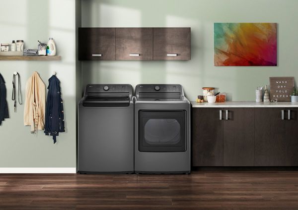 LG Middle Black Laundry Pair