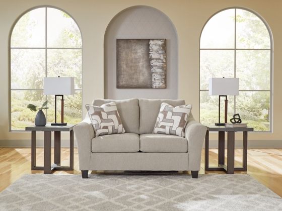 Benchcraft® Willarae Taupe Loveseat-4