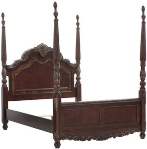Front view of the Homelegance® Deryn Park Cherry Queen Poster Bed