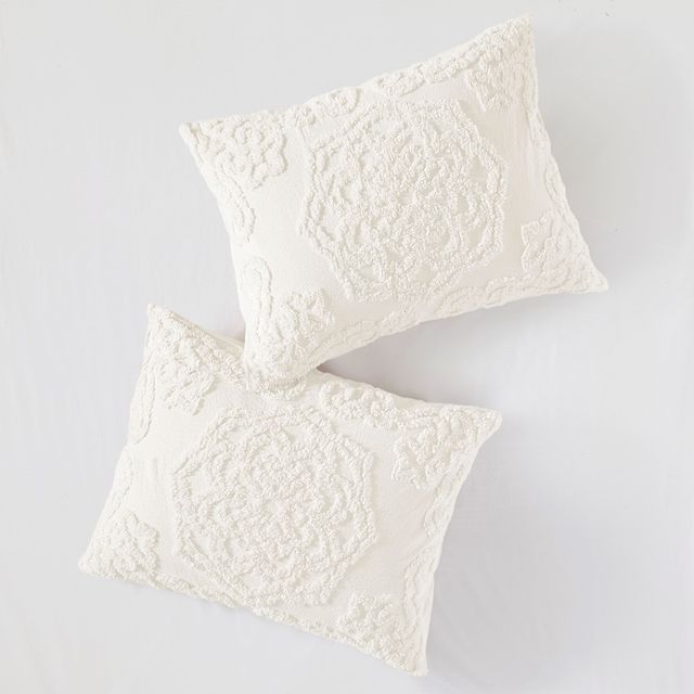 Olliix by Madison Park Ivory Twin/Twin XL Laetitia Tufted Cotton Chenille Medallion Comforter Set-3