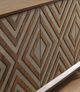 Armoire d'appoint Dreggan de Signature Design by Ashley® Brun/Or-4