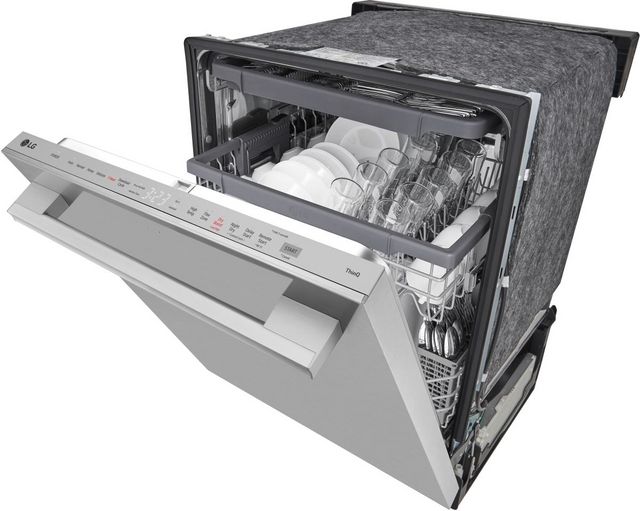 LG 24" PrintProof® Stainless Steel Top Control Built In Dishwasher-9