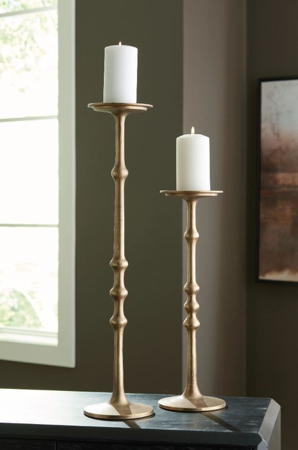 Signature Design by Ashley® Larwick 2-Piece Antique Brass Candle Holder Set-3