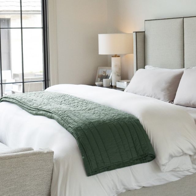 Cariloha Oasis Green Stripe Stitch Queen Quilt-1