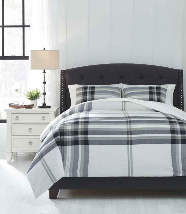 Signature Design by Ashley® Stayner 3-Piece Black/Gray King Comforter Set-1