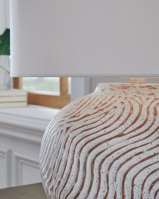 Signature Design by Ashley® Vien Distressed White Table Lamp-2