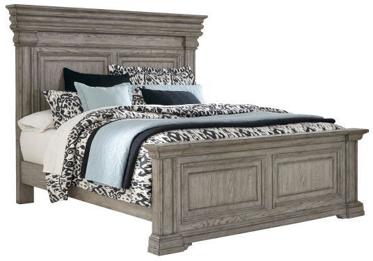 Pulaski™ Madison Queen Heritage Taupe Panel Bed-0