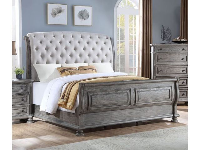 Lakeway Queen Bedroom Set, Mattress Free!-1