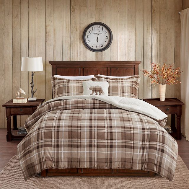 Olliix by Woolrich Alton Tan Plaid Full/Queen Plush to Sherpa Down Alternative Comforter Set-2