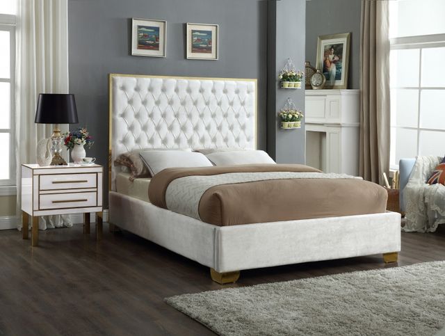 Meridian Furniture Lana White Queen Upholstered Panel Bed-3