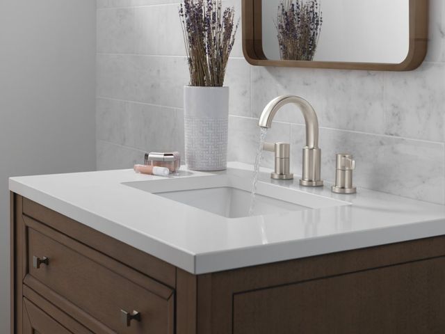 Delta Albion™ Spotshield Brushed Nickel 2-Handle Widespread Bathroom Faucet-2
