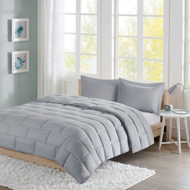 Olliix by Intelligent Design Avery Grey King Seersucker Down Alternative Comforter Mini Set-0