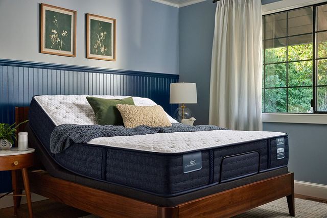Serta® iComfort Pro™ Northampton 12.5" Latex Firm Tight Top Queen Mattress-8