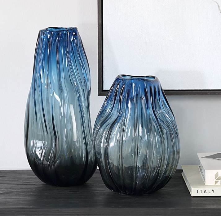 Uttermost Midnight Horizon Vase - Thumbnail 3