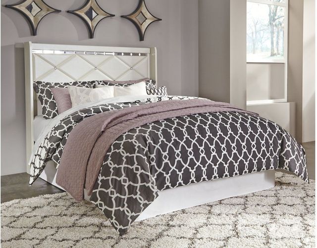 Signature Design by Ashley® Dreamur Champagne Queen Panel Headboard-2