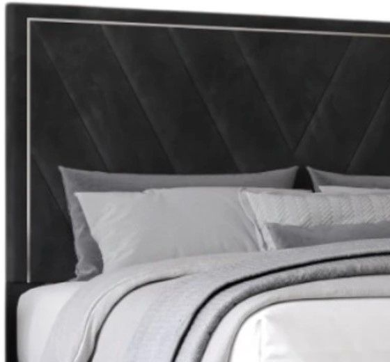 New Classic® Home Furnishings Ava Ebony California King Panel Bed-2