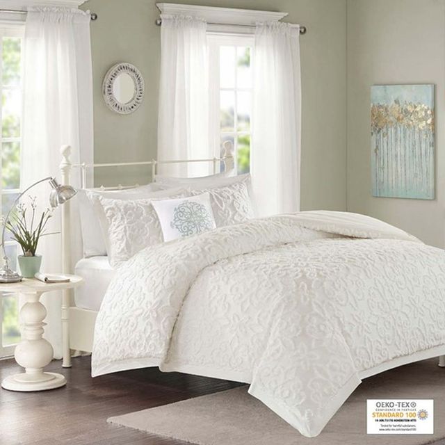 Olliix by Madison Park White King/California King Sabrina 4 Piece Tufted Chenille Comforter Set-4