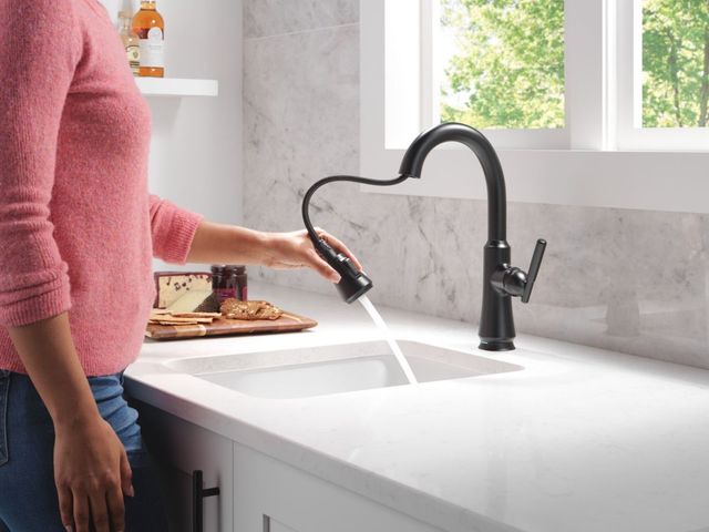 Delta Coranto® Matte Black Touch2O® Bar / Prep Faucet with Touchless Technology-3