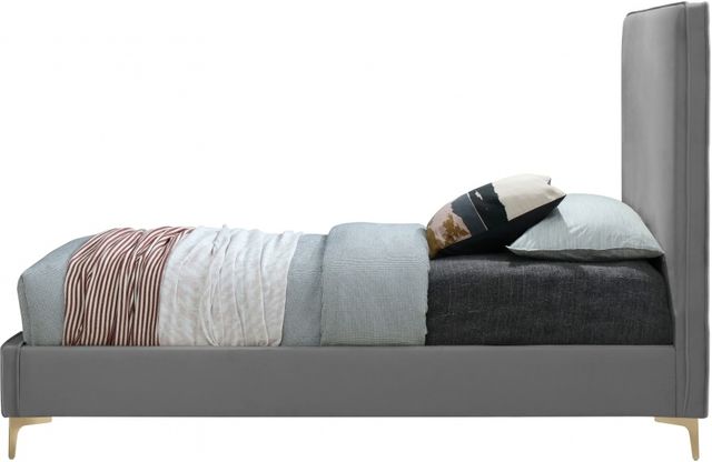 Meridian Furniture Geri Gray Queen Upholstered Panel Bed-2