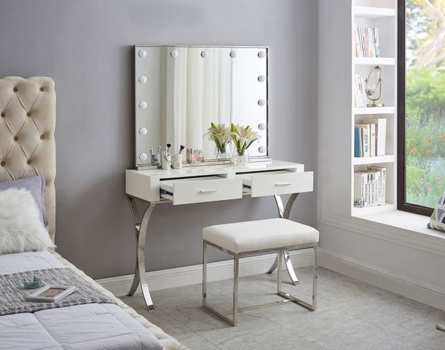 Meridian Furniture Hollywood Chrome Mirror-3