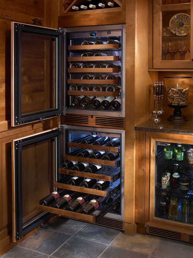 Perlick® 24" Black Wine Shelf -2