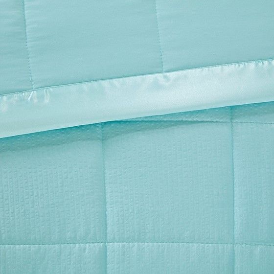 Olliix by Madison Park Aqua Premium Oversized Hypoallergenic Down Alternative Twin Cambria Blanket-3
