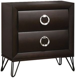 Click to view more images of the product.