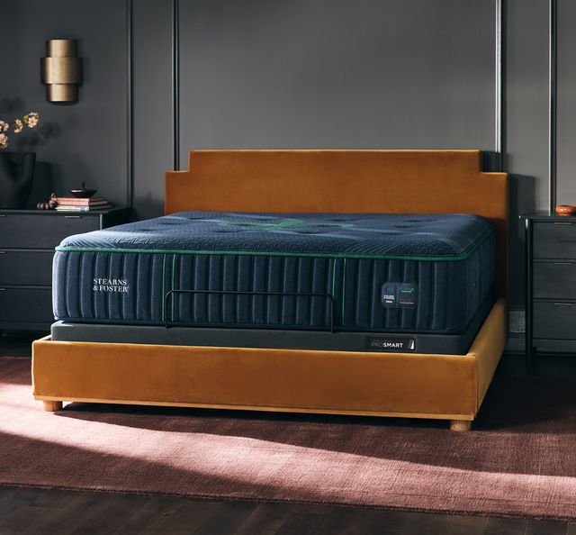 Stearns & Foster® Reserve 16" Innerspring Medium Tight Top Queen Mattress-1