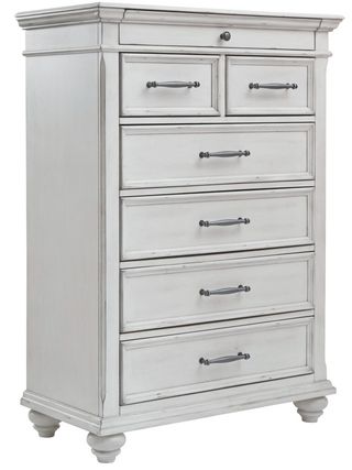 Benchcraft® Kanwyn Whitewash Chest