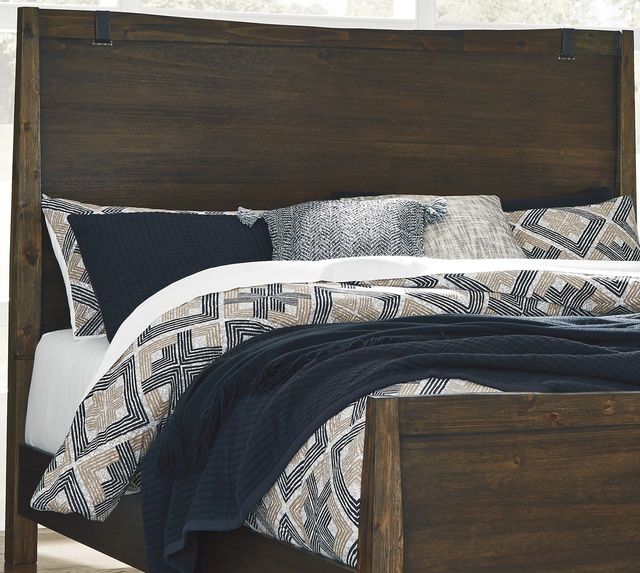 Signature Design by Ashley® Kisper 6-Piece Brown Queen Panel Headboard Bed Set-1