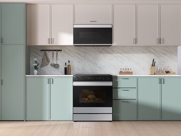 Samsung Bespoke 30" Stainless Steel Slide In Electric Range