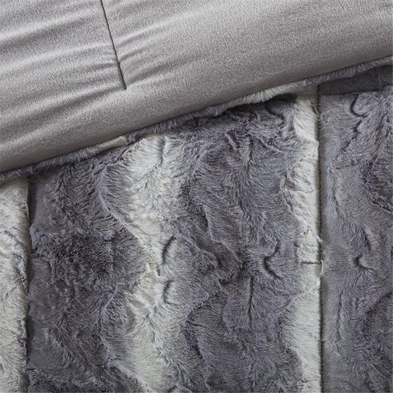 Olliix by Madison Park Zuri Grey Full/Queen Polyester Print Brushed Faux Fur Comforter Set-1