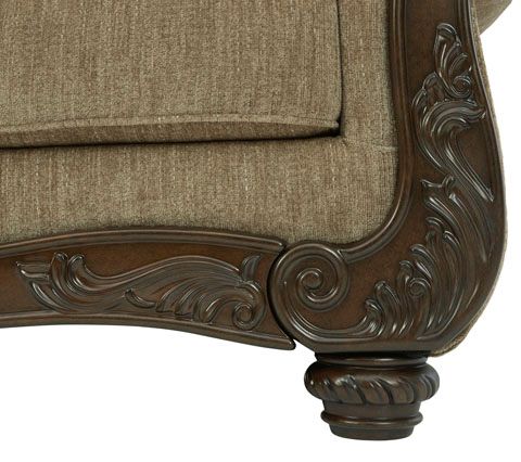 Benchcraft® Briaroaks Mocha Loveseat-4
