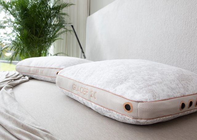 BEDGEAR® Glacier Performance® 1.0 Medium Soft Standard Pillow-4