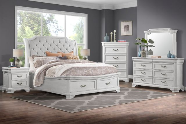 New Classic® Home Furnishings Lyndhurst 4-Piece Vintage White California King Panel Bedroom Set-1