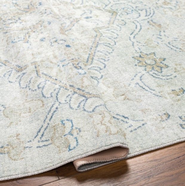 Surya Hera White 4'x6' Area Rug-3