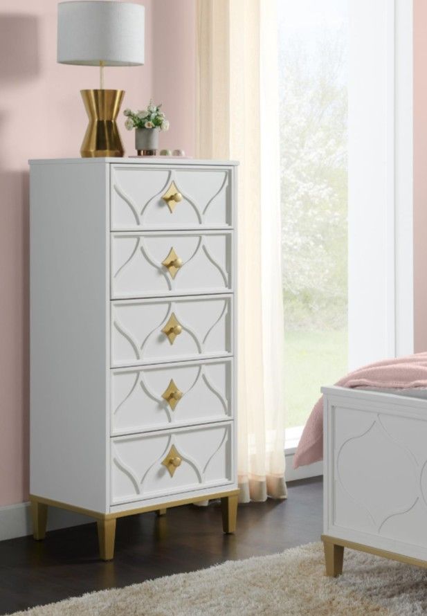 Martin Svensson Emma White Lingerie Chest-1