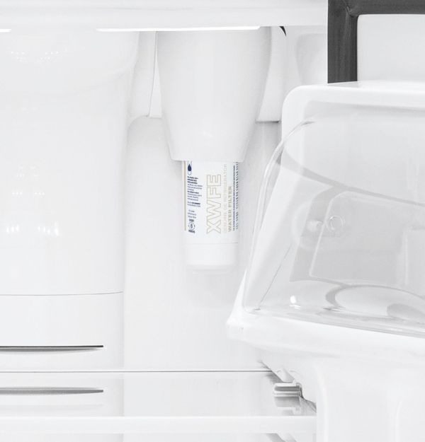 GE® 36 in. 25.1 Cu. Ft. Fingerprint Resistant Stainless Steel Side-By-Side Refrigerator-12