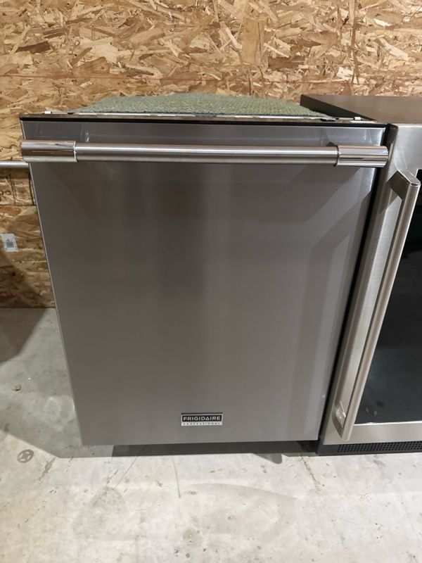 Clearance Frigidaire Professional® 24" Smudge-Proof™ Stainless Steel Top Control Built In Dishwasher -0
