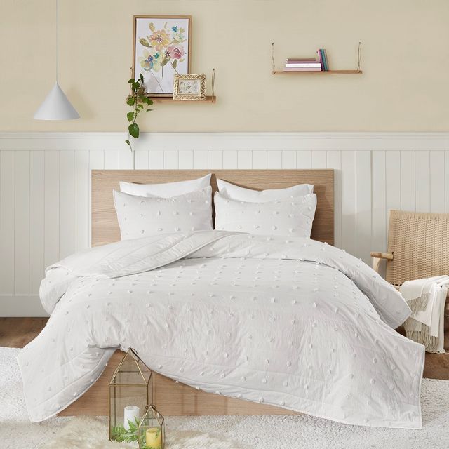 Olliix by Urban Habitat Brooklyn Ivory Full/Queen Cotton Jacquard Coverlet Set-1