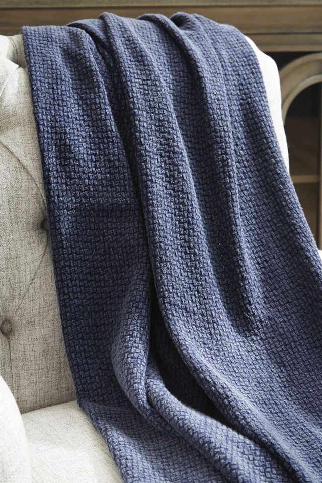 Signature Design by Ashley® Yasmin 3-Piece Navy Throws-1